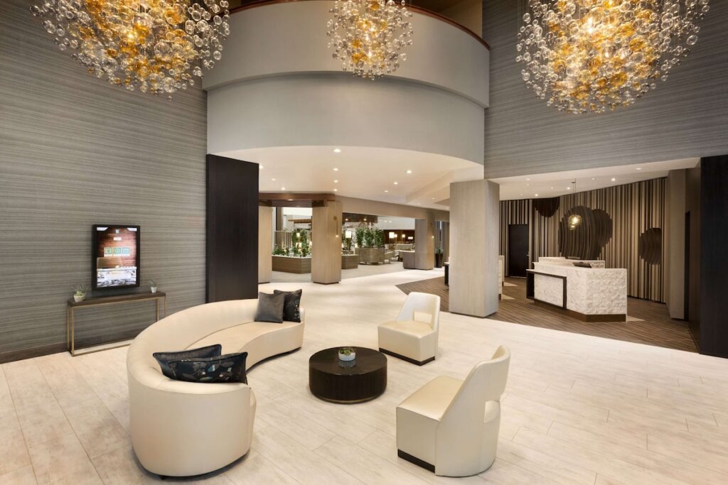 embassy-suites-18c00a42